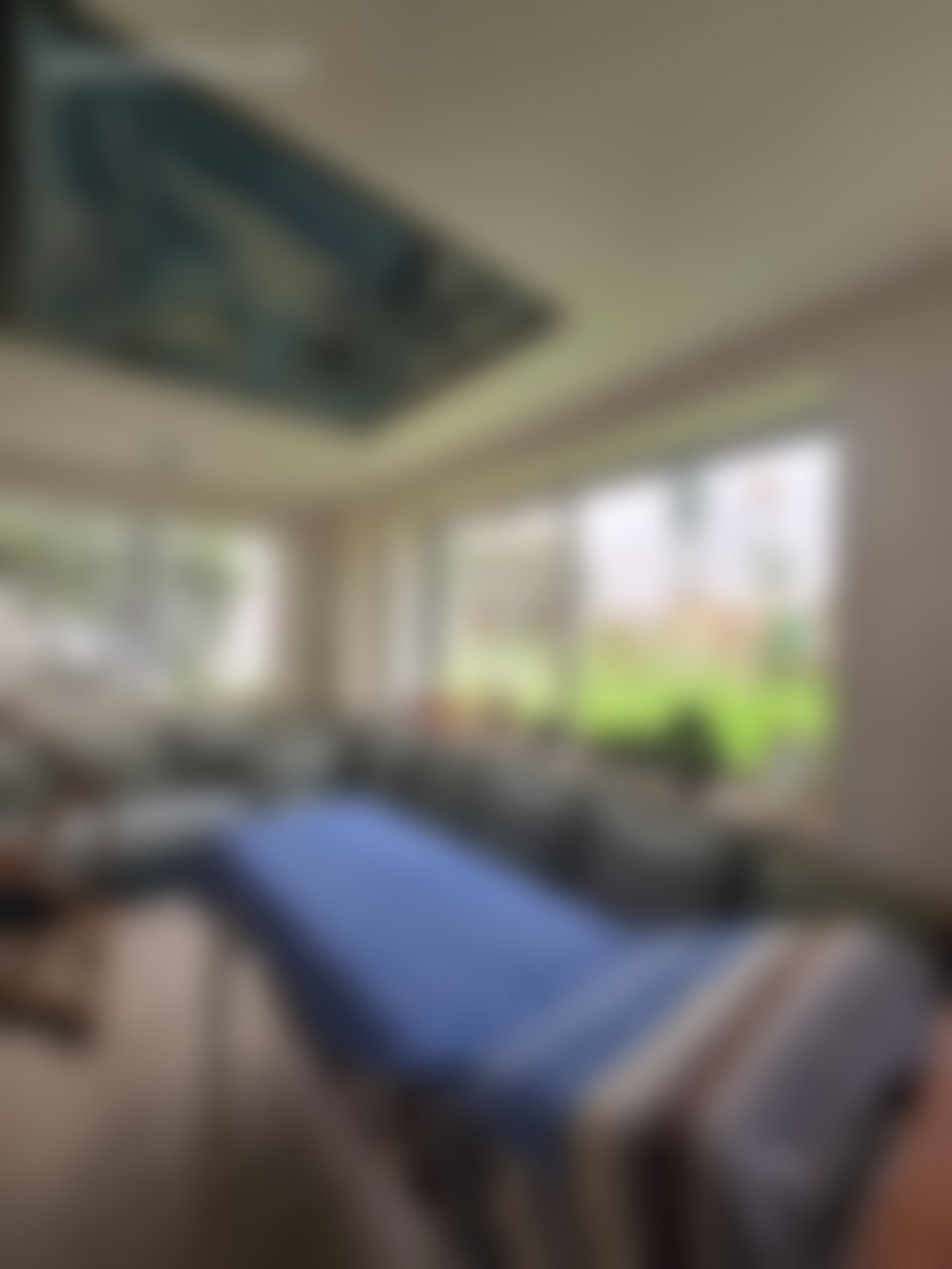 دوبلكس رحب بحديقة وجراج ثلاثي في أكدال الرباط