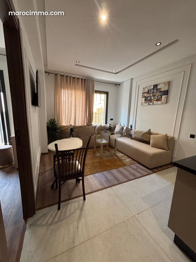 Bel appartement en location à Maârif. 2 pièces. Bien meublé — 3