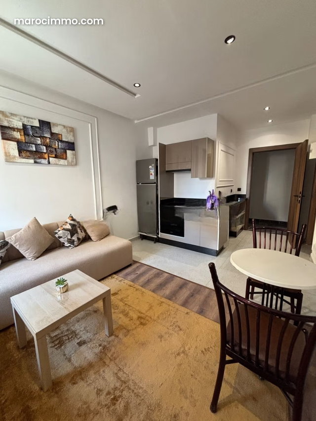 Bel appartement en location à Maârif. 2 pièces. Bien meublé — 2