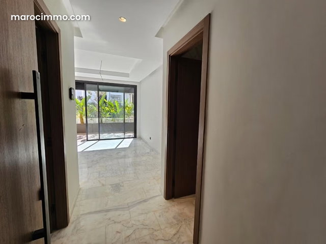 Superbe appartement 1 chambre a louer / ville verte — 3