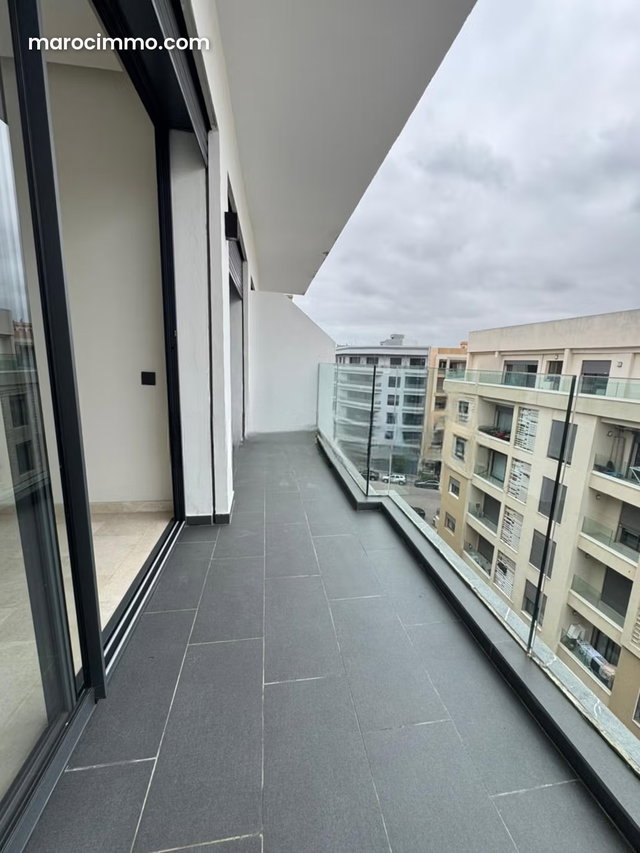 Studio apartment for rent in Les Princesses neighborhood — 3