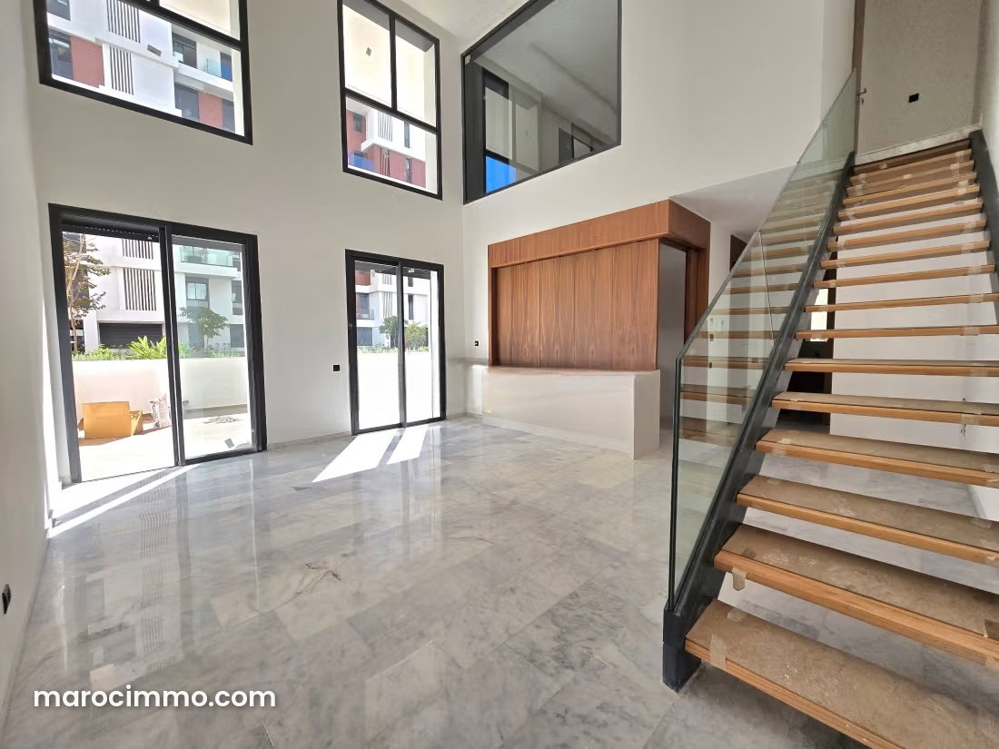 شقة فاخرة مع شرفة وحديقة للكراء بكازابلانكا فاينانس سيتي — الدار البيضاء