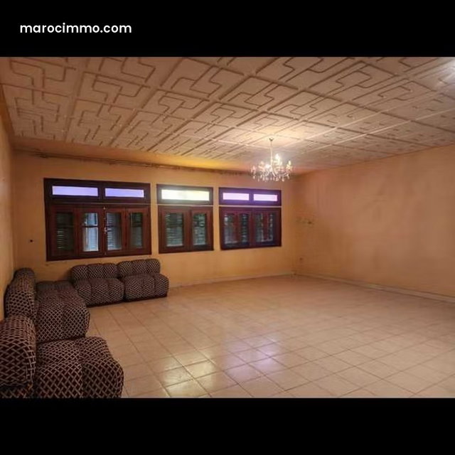 Villa à Vendre de 582.0 m² à Marrakech, Semlalia — 4