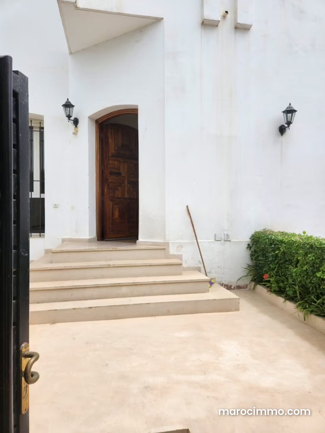 4-Bedroom Villa with Garden, Aïn Diab, Casablanca — Casablanca