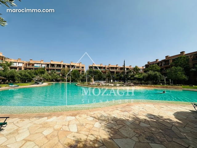 Superbe appartement moderne sur résidence piscine — Marrakech