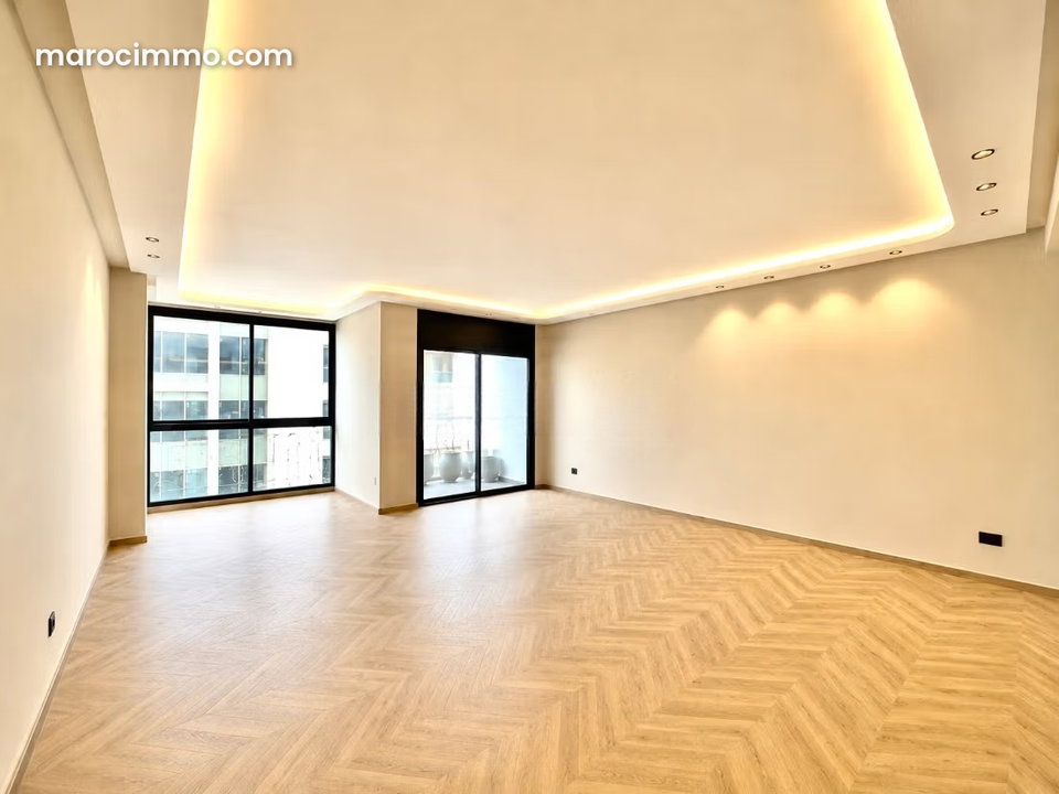 Appartement Vide Racine