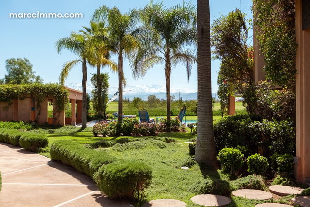 Villa d' exception, front de golf, 927 m2 hab — 3