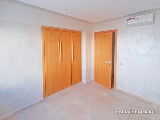 Beautiful 4-Bedroom Apartment without Neighbors — 5