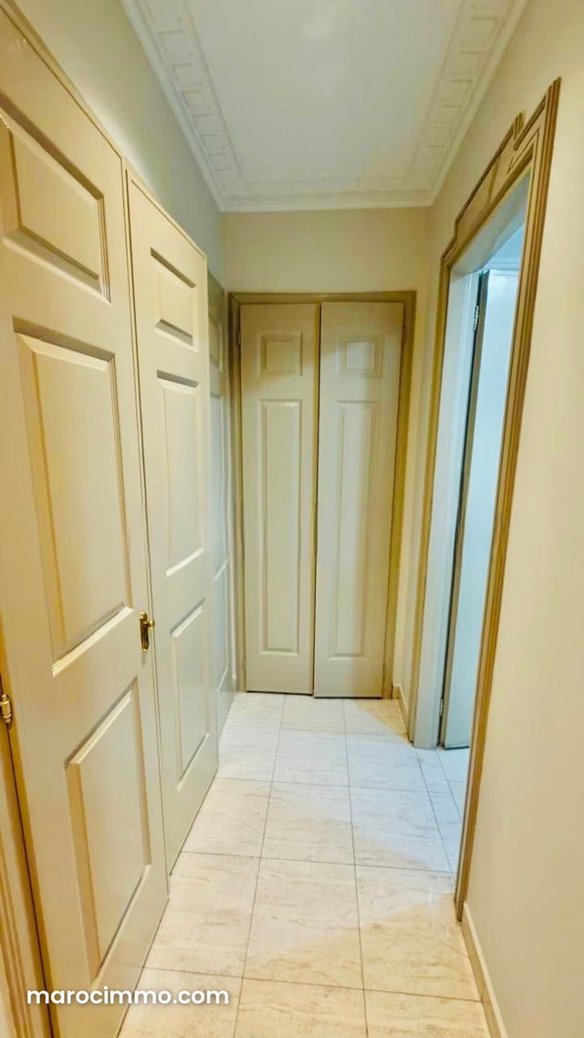 Appartement à l'achat à Racine. Superficie 153 m² — 2