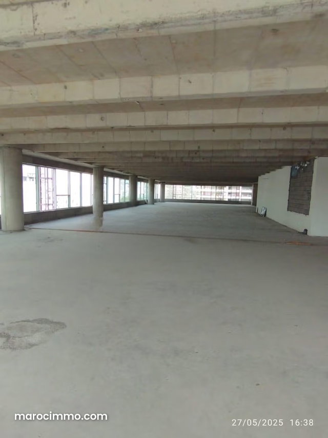 Plateau de bureaux premium de 1.382 m de surface exploitable a la location a CFC — 3