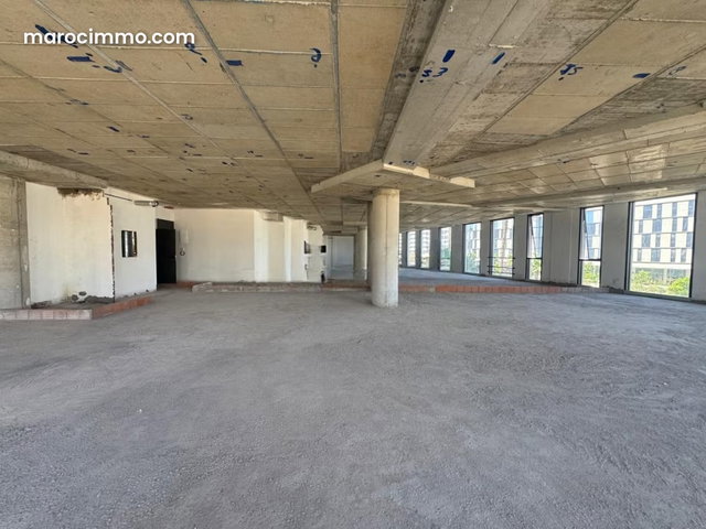 Plateau de bureaux premium de 1.460 m de surface exploitable a la location a CFC — 4
