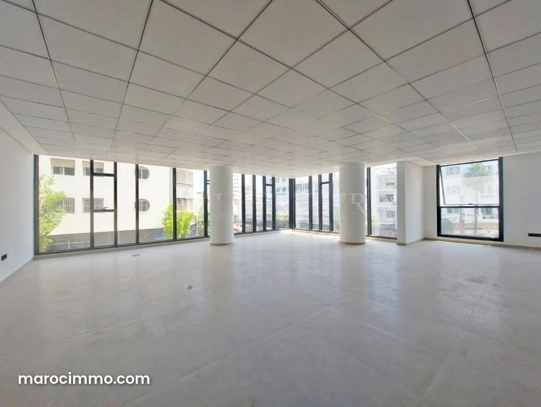 99 sqm Equipped and Furnished Office, Quartier des Hôpitaux, Casablanca — Casablanca