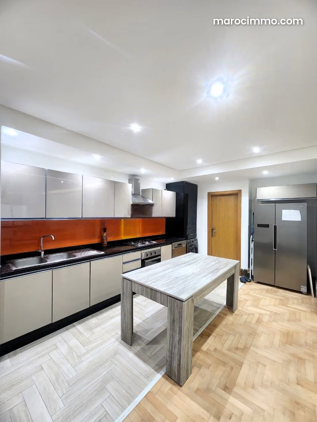 Furnished 100 m² Apartment, Racine, Casablanca, Utilities and Building Charges Included — Casablanca
