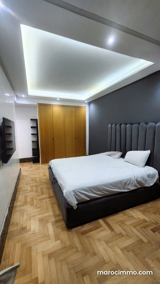 Luxury Furnished 100m2 Apartment in Racine Quarter — 4