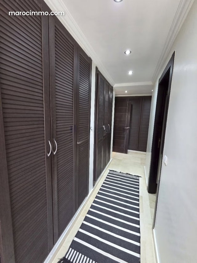 T5 vide de 200m² – 4 ch. Ch. Perso terrasse — 5