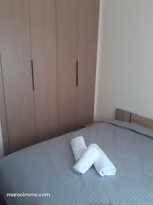 Bel appartement en location à Maârif. Surface de 85 m². Terrasse et ascenseur — 3