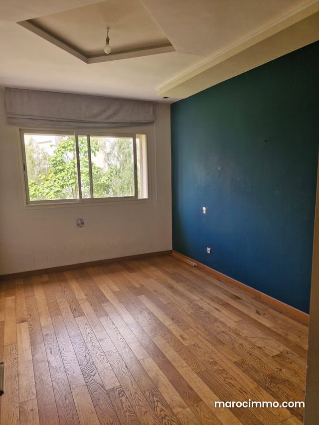 Superbe appartement vide à louer à Jnan Californie — 2