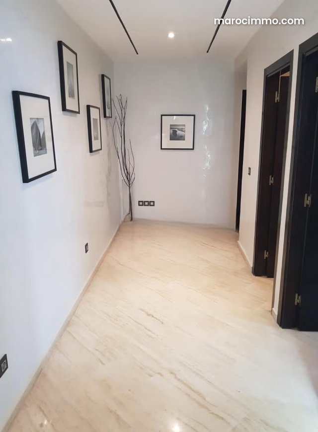 Vente d'un bel appartement à Palmier. 3 chambres agréables. Bien meublé — 3