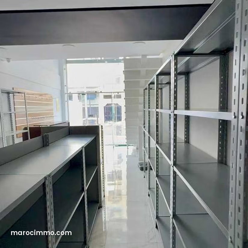 Local commercial 62 m², Quartier des Hôpitaux, Casablanca — Casablanca