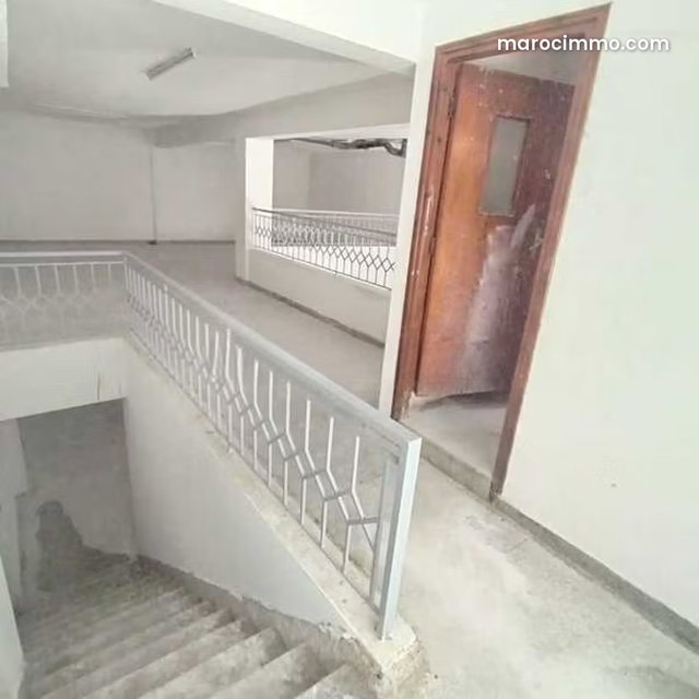 Local commercial à Louer de 314.0 m² à Salé, Sidi Moussa — 3