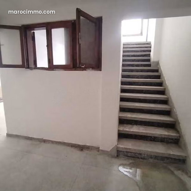 Local commercial à Louer de 314.0 m² à Salé, Sidi Moussa — 4