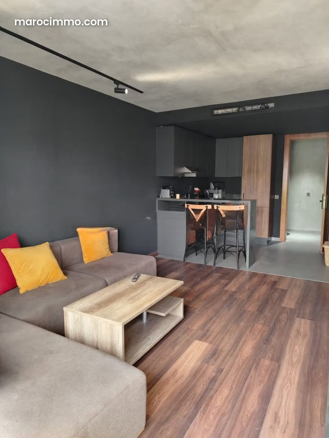 Furnished Apartment with Terrace for Rent in Gauthier, Casablanca — Casablanca