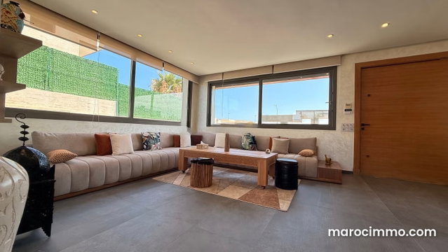 Villa de Prestige à Vendre à Dar Bouazza – Vue Mer et 2 Piscines — 2