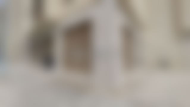 محل زاوية مشرق للبيع في مركز بوسكورة — بوسكورة