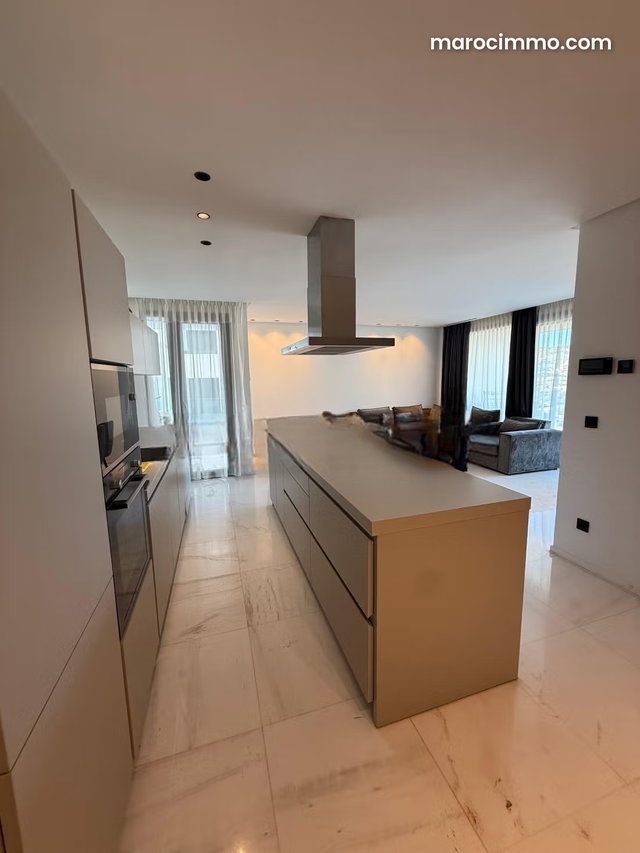 Luxueux appartement à louer avec terrasse — 3