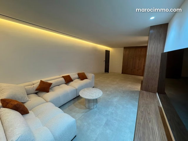 Superbe appartement moderne neuf à louer à Guéliz — 3