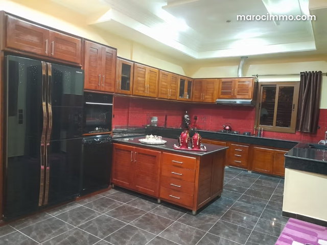 Luxury Villa in Fès on Route to Sefrou with Pool and 8 Bedrooms — 3