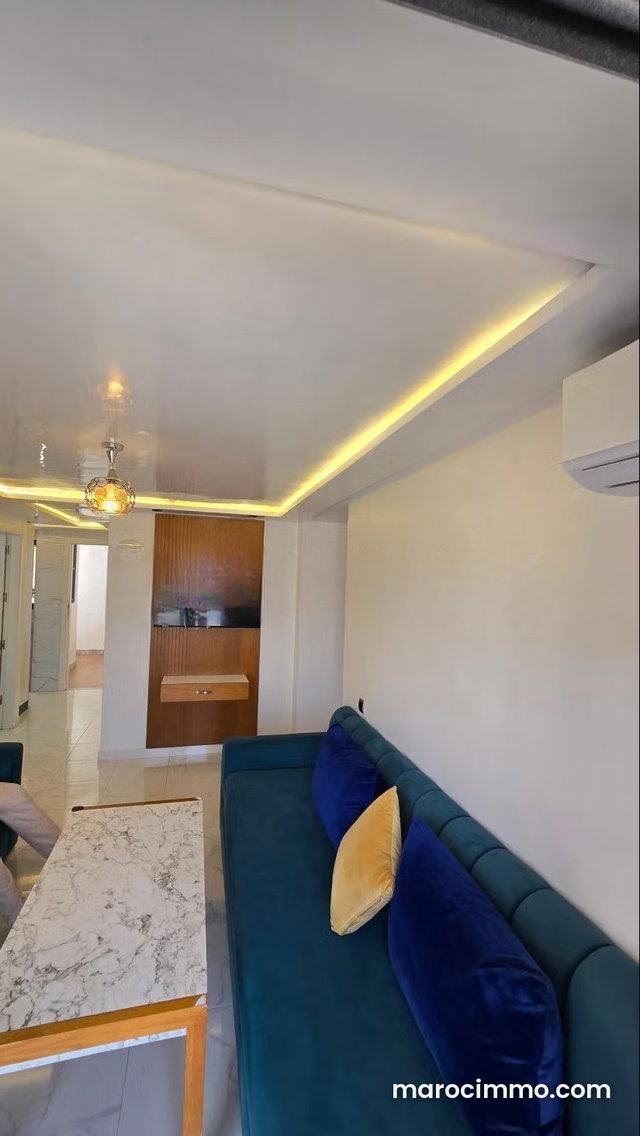 Bel appartement en location à M'Diq. Surface de 75 m². Meublé — 2