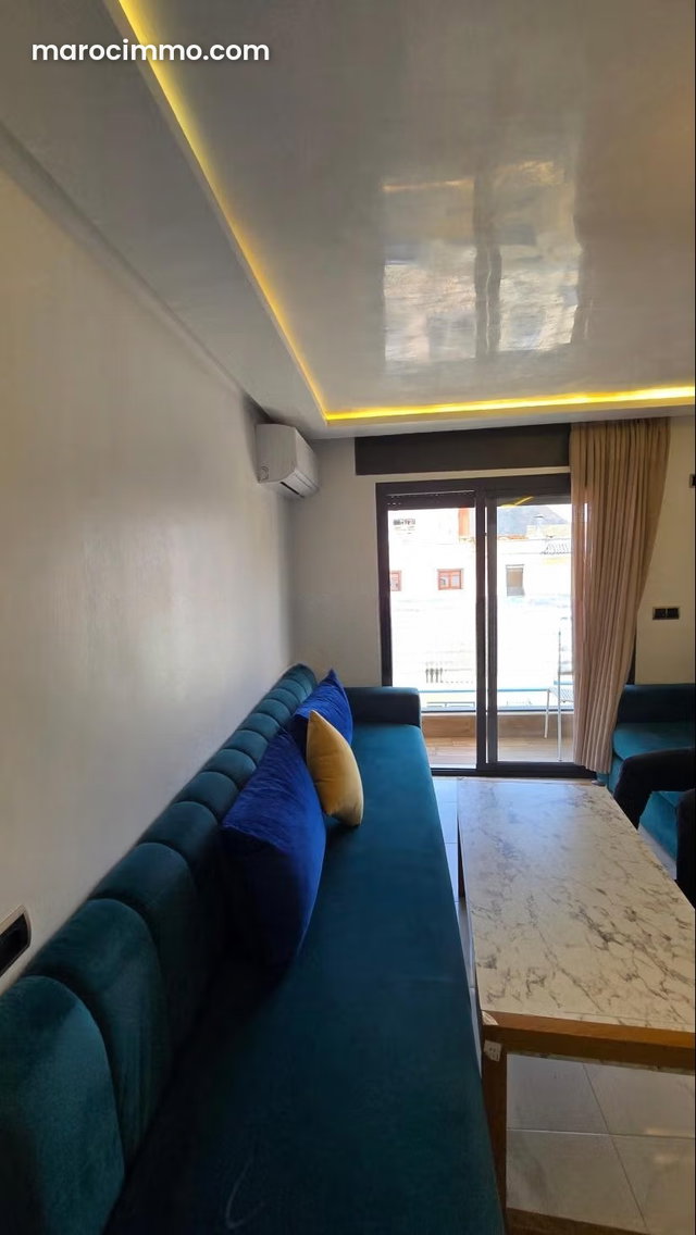 Bel appartement en location à M'Diq. Surface de 75 m². Meublé — 5