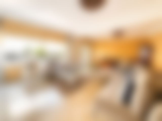 شقة عائلية فاخرة مع شرفة ومرآب بحي راسين بالدار البيضاء — الدار البيضاء