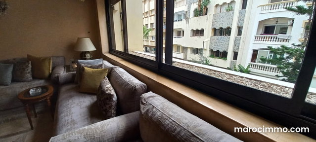 Appartement à vendre à Gauthier. 4 chambres agréables. Service de concierge, cheminée — 3