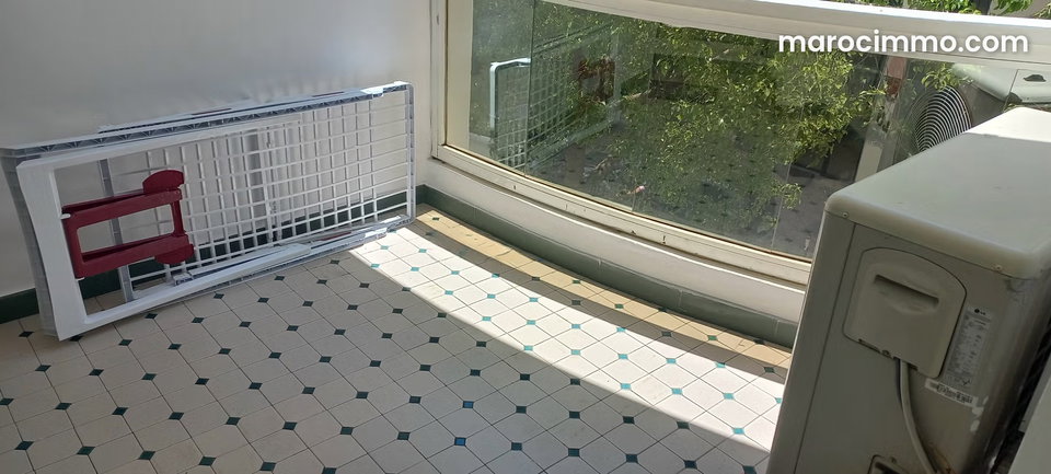 Louez cet appartement à Triangle d'Or. 2 chambres. Bien meublé