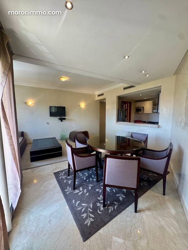 Exceptional Apartment with Unobstructed View of the Park – Racine — 3