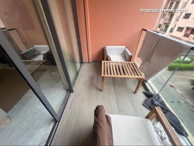 Spacieux appartement meublé à louer — 3