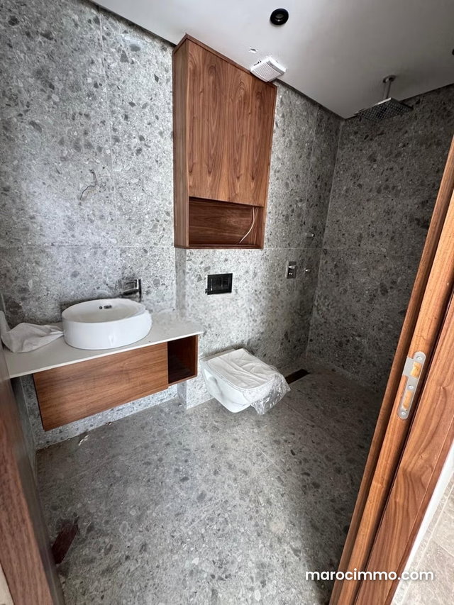 Vend appartement à Maârif. 1 Pièce. Salon typique marocain, résidence sécurisée — 4