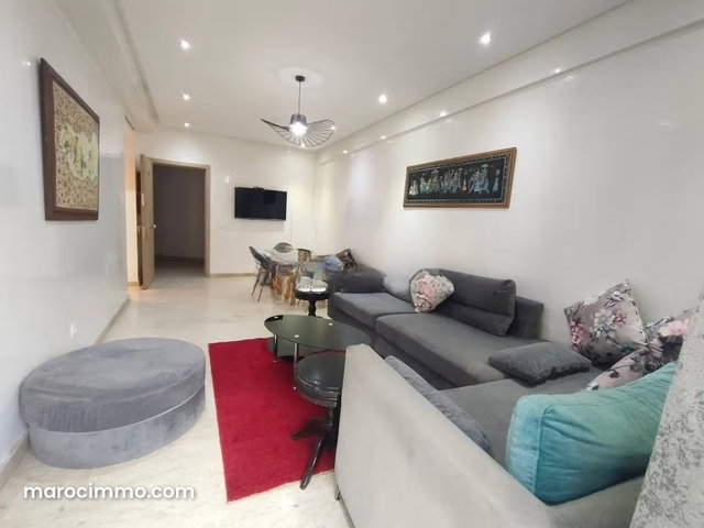 Bel appartement meublé en location à Bourgogne Ouest. Surface de 80 m². Meublé — 3