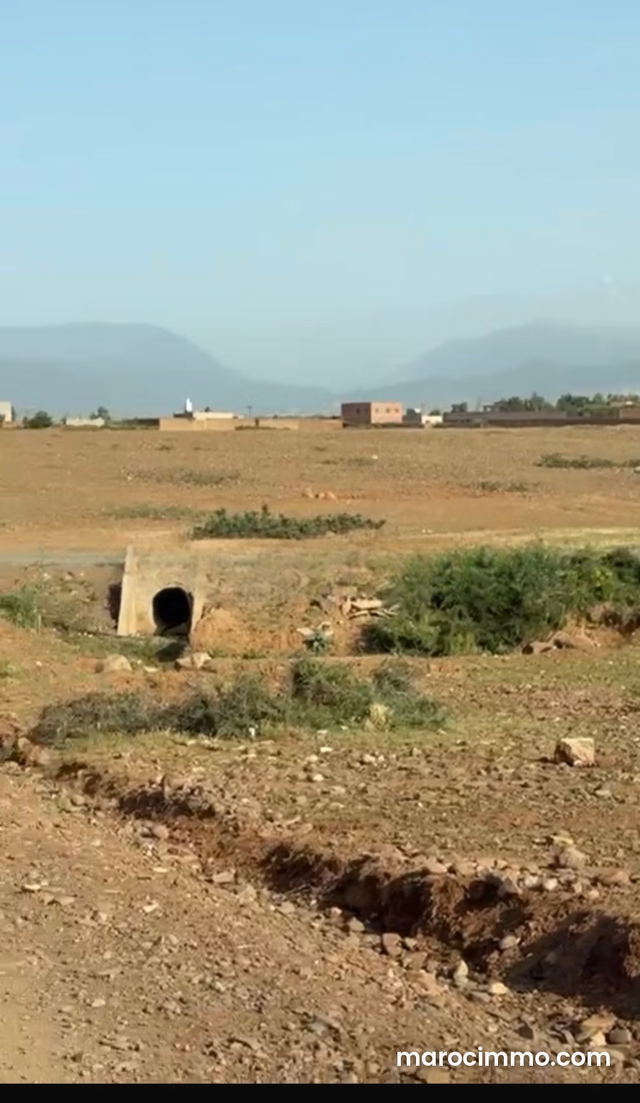 Vente de terrain à Route de l'Ourika. Surface totale 17000 m² — Marrakech