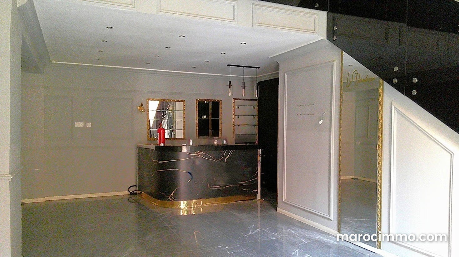 66 m² Commercial Premises with Mezzanine in Guéliz, Marrakech — Marrakesh