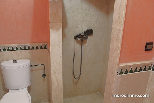Grand studio a Vendre proche de Benjgueni — 5