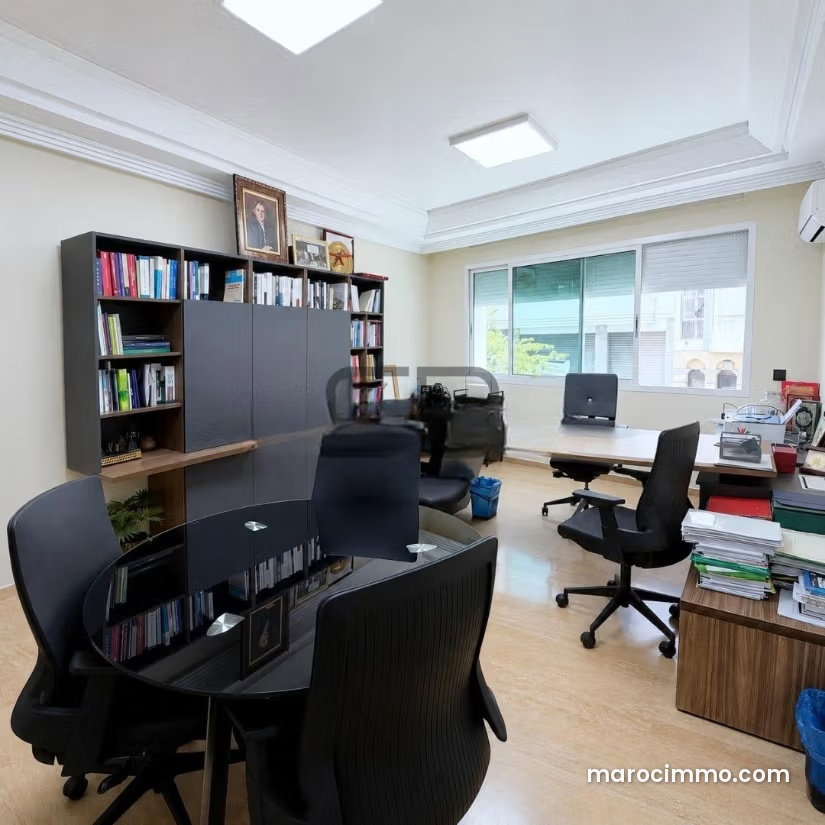 51 sqm office in Gauthier, Casablanca, sole office on its floor — Casablanca