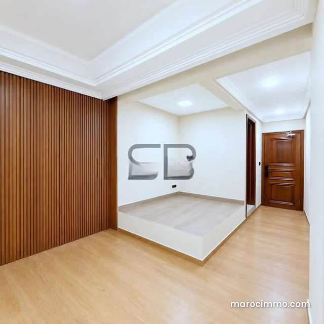 Renovated Office of 51 m² in Gauthier — 4