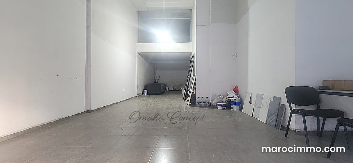 Loc Commercial Neuf finitions faites 118m2 Maarif