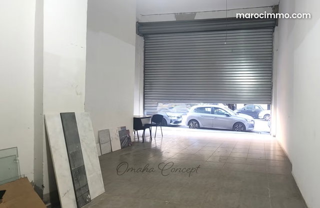Loc Commercial Neuf finitions faites 118m2 Maarif — 2