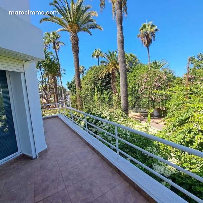 250 m² Villa with Sea Views, Aïn Diab, Casablanca — Casablanca