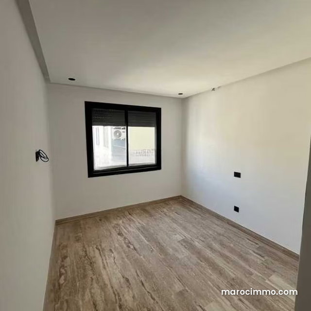 Appartement à Louer de 72.0 m² à Casablanca, Belvedere Roches Noires — 4