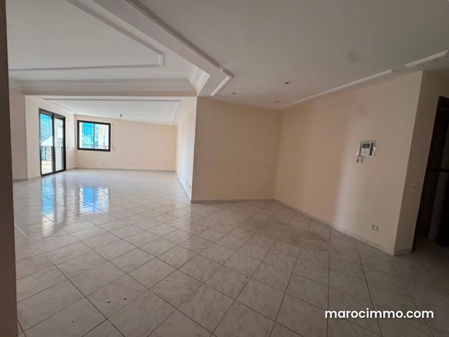 À LOUERE– Appartement spacieux à Gauthier, BD Anfa — 3